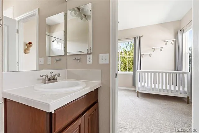 6175 S Paris Street Englewood, CO 80111