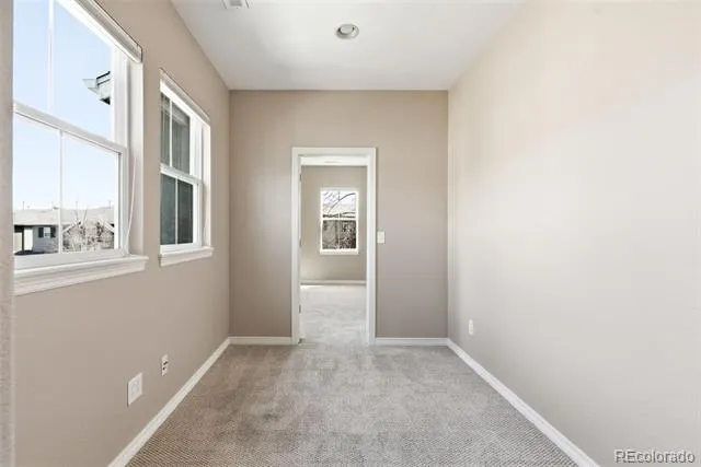6175 S Paris Street Englewood, CO 80111