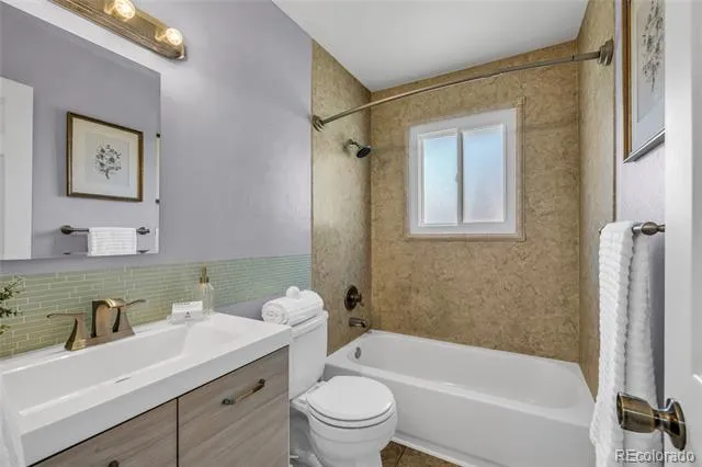 6869 Quay Street Arvada, CO 80003