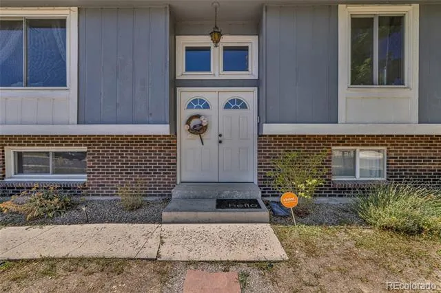 6869 Quay Street Arvada, CO 80003