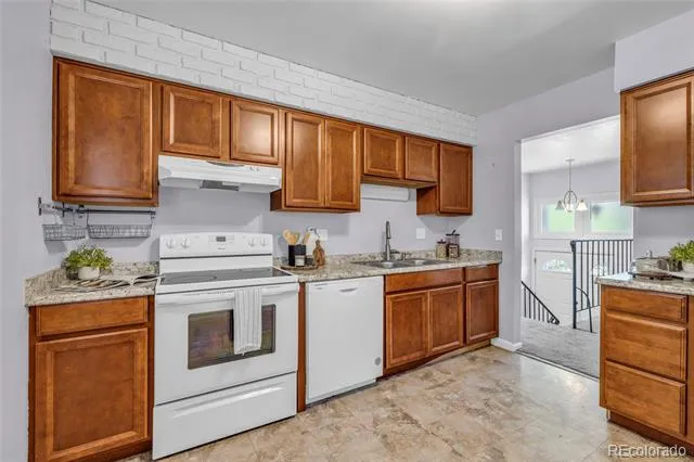 6869 Quay Street Arvada, CO 80003