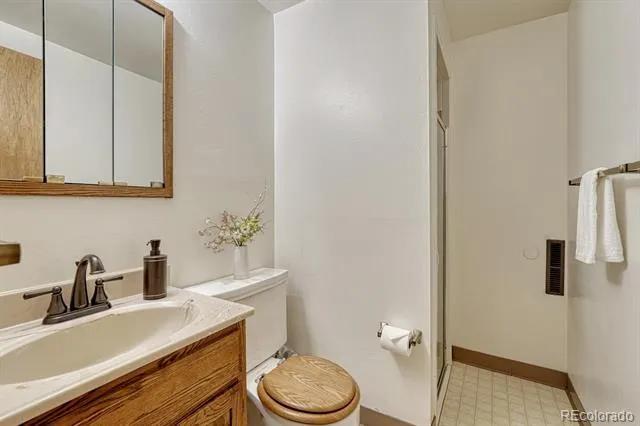 3301 Marion Drive Colorado Springs, CO 80909