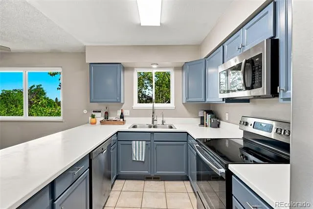 541 W Crestline Circle #10B1 Littleton, CO 80120