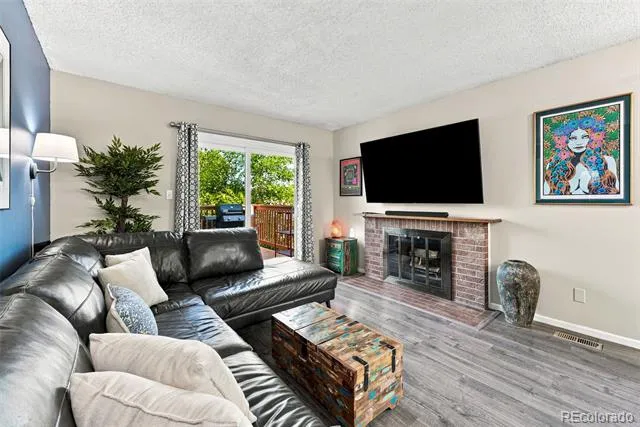 541 W Crestline Circle #10B1 Littleton, CO 80120