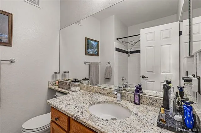 8952 Fox Drive #7-201 Thornton, CO 80260