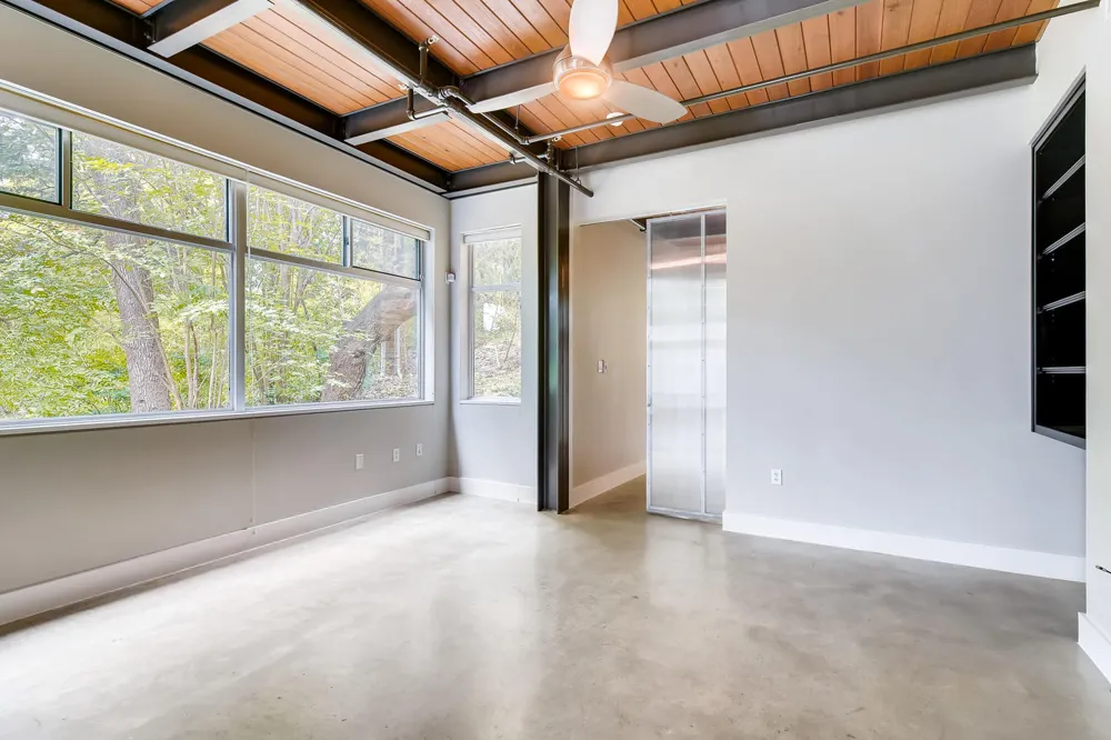 2205 Lamar Boulevard #311 Austin, TX 78705