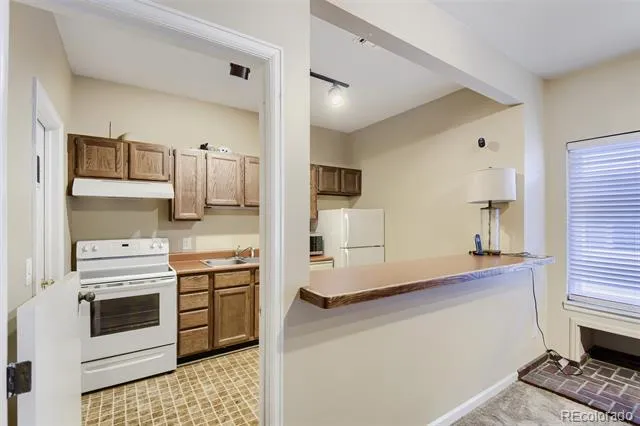 7110 S Gaylord Street #O6 Centennial, CO 80122