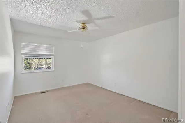 2558 S Vaughn Way #D Aurora, CO 80014
