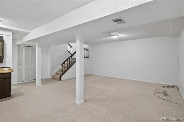 2558 S Vaughn Way #D Aurora, CO 80014