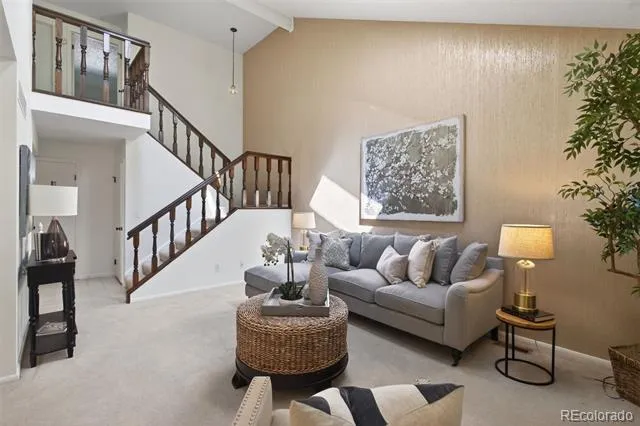 2558 S Vaughn Way #D Aurora, CO 80014