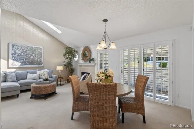 2558 S Vaughn Way #D Aurora, CO 80014