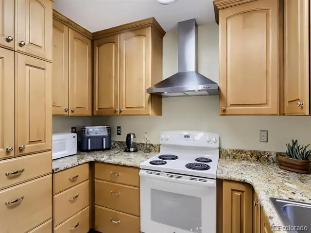 4240 Chenango Drive Colorado Springs, CO 80911