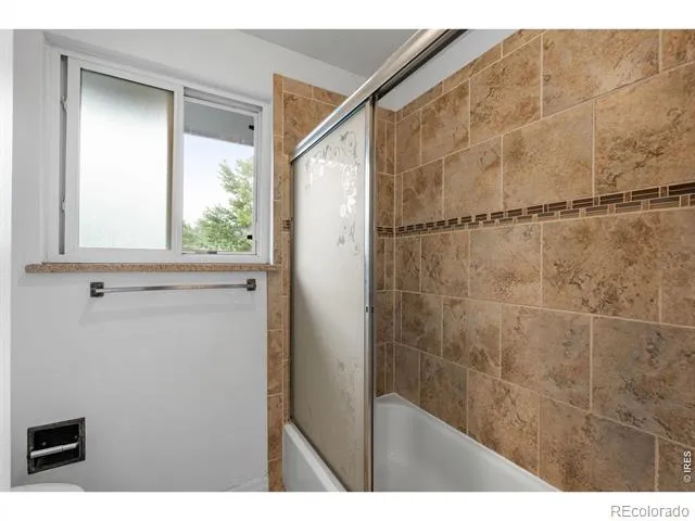 6128 S Madison Court Centennial, CO 80121