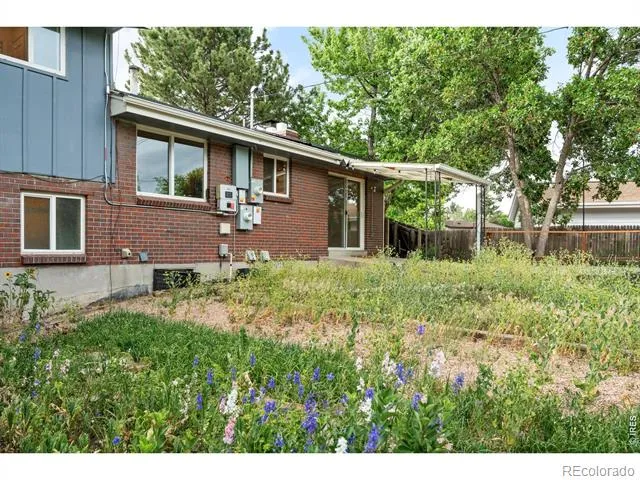 6128 S Madison Court Centennial, CO 80121