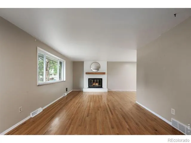 6128 S Madison Court Centennial, CO 80121