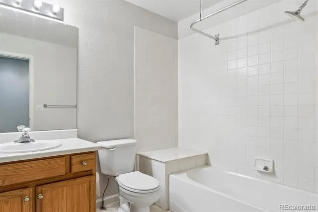 4442 S Auckland Court Aurora, CO 80015