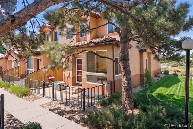 4442 S Auckland Court Aurora, CO 80015