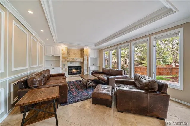 2171 S Parfet Drive Lakewood, CO 80227