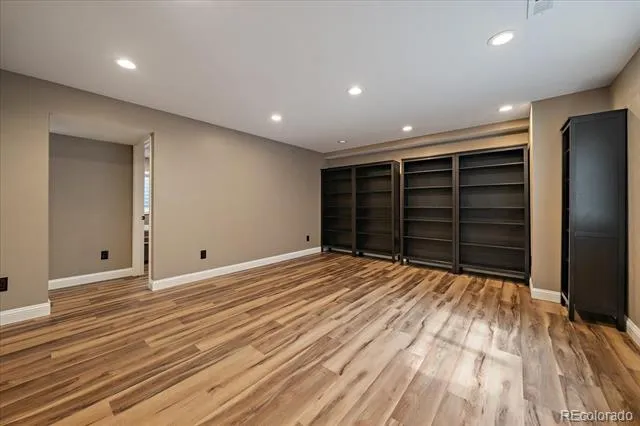 2171 S Parfet Drive Lakewood, CO 80227