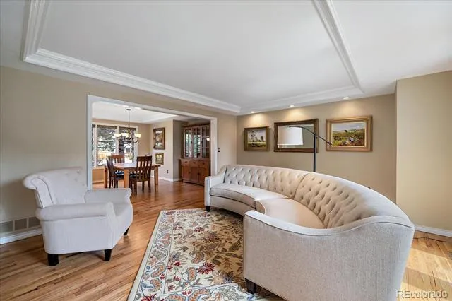 2171 S Parfet Drive Lakewood, CO 80227
