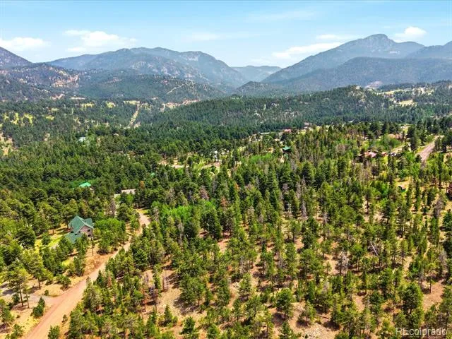 543 Crescent Lake Road Golden, CO 80403