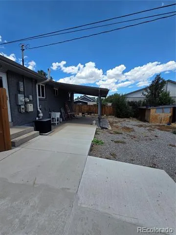 6196 Oneida Street Commerce City, CO 80022