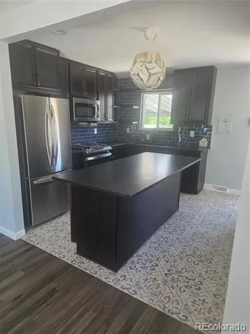 6196 Oneida Street Commerce City, CO 80022