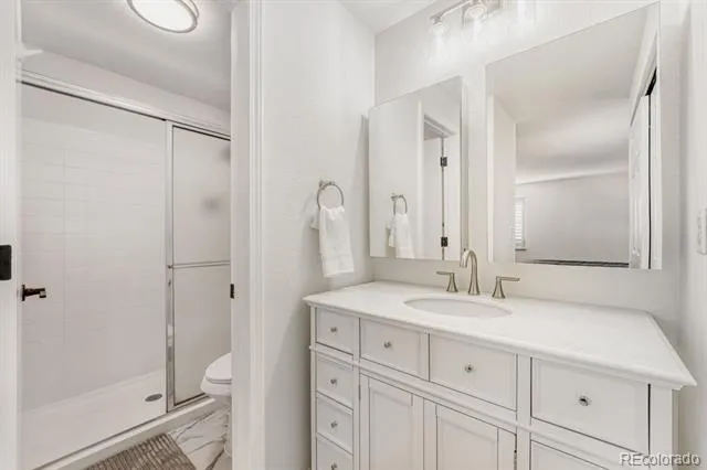 5554 S Lansing Court Englewood, CO 80111