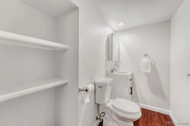 5554 S Lansing Court Englewood, CO 80111