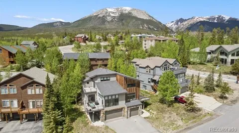 25 Wildernest Court