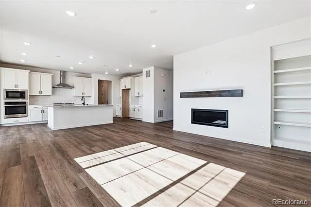 760 Lawson Drive Elizabeth, CO 80107