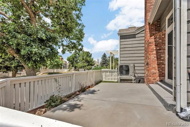 112 Blue Spruce Court Highlands Ranch, CO 80126