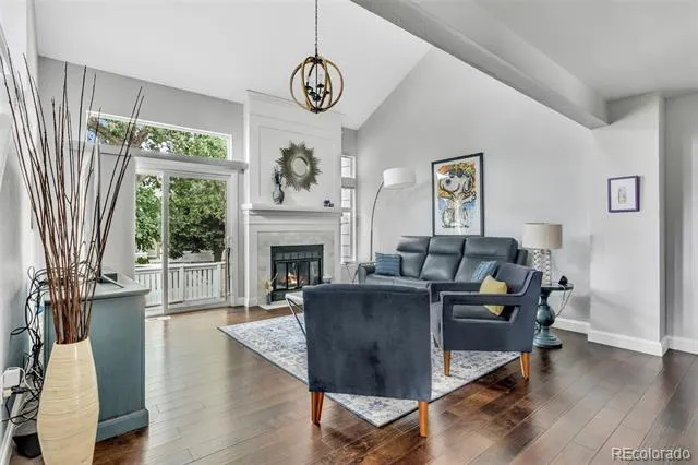 112 Blue Spruce Court Highlands Ranch, CO 80126
