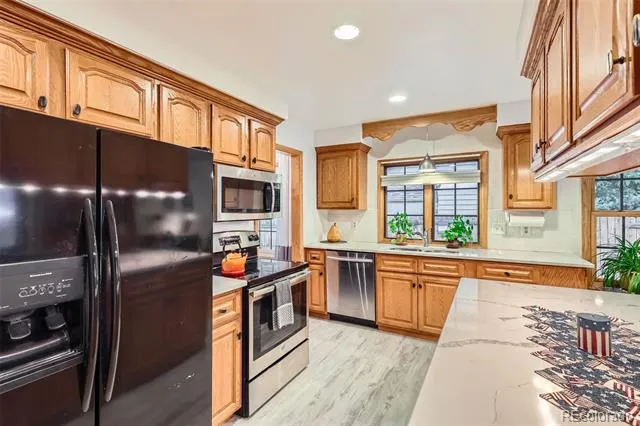 8845 W 81st Drive Arvada, CO 80005