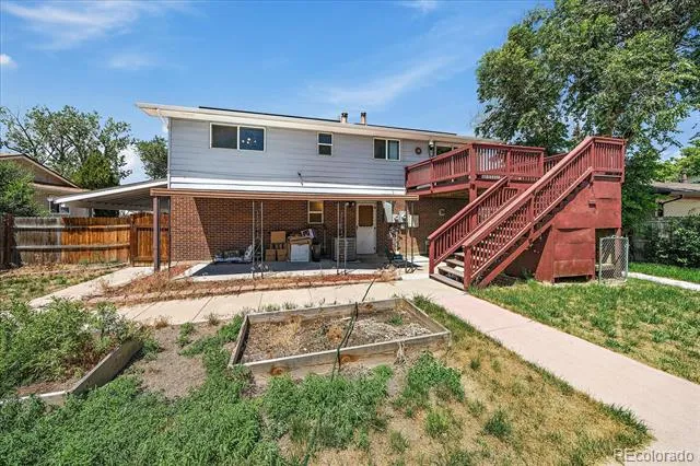 5042 Scranton Street Denver, CO 80239