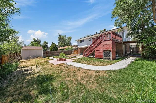5042 Scranton Street Denver, CO 80239