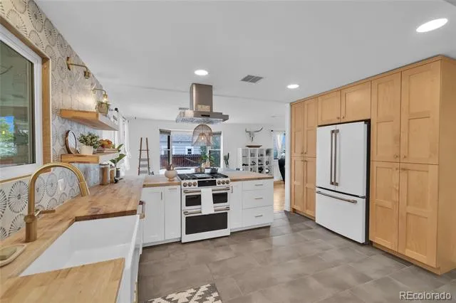 3970 S Delaware Street Englewood, CO 80110