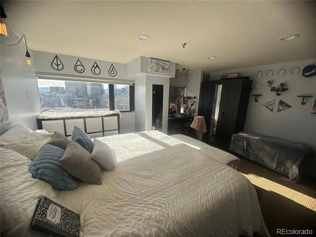 100 Park Avenue #1708 Denver, CO 80205
