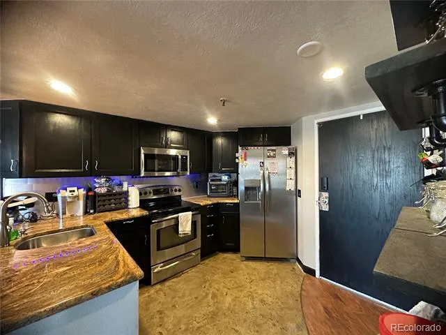 100 Park Avenue #1708 Denver, CO 80205