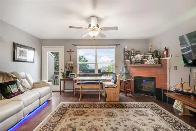 3131 Hearthridge Circle Colorado Springs, CO 80918