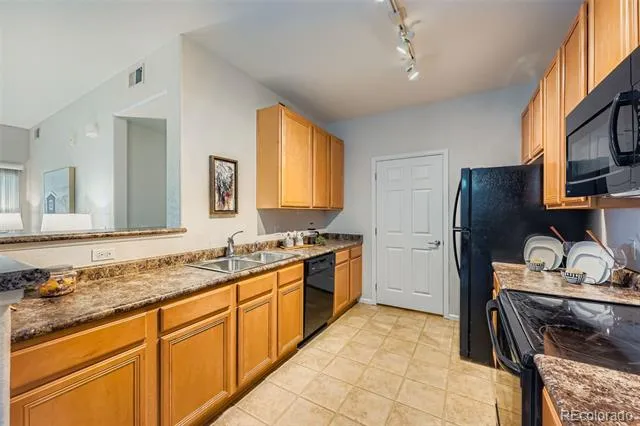15700 E Jamison Drive #Bldg 7-101 Englewood, CO 80112