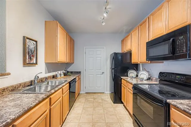 15700 E Jamison Drive #Bldg 7-101 Englewood, CO 80112