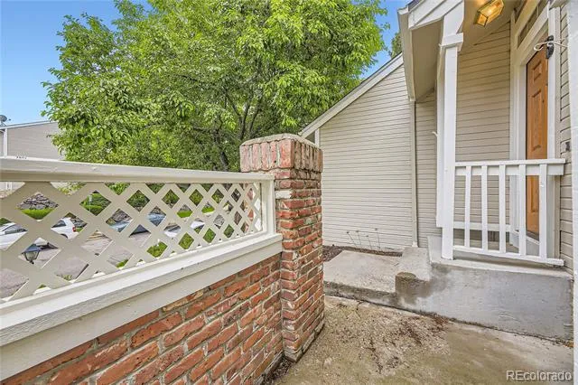 2902 W Long Circle #B Littleton, CO 80120