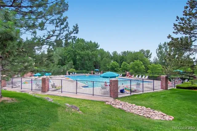 2902 W Long Circle #B Littleton, CO 80120