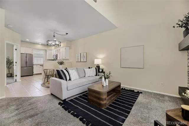 2902 W Long Circle #B Littleton, CO 80120