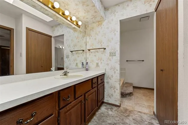 19 Pineridge Court Pueblo, CO 81001