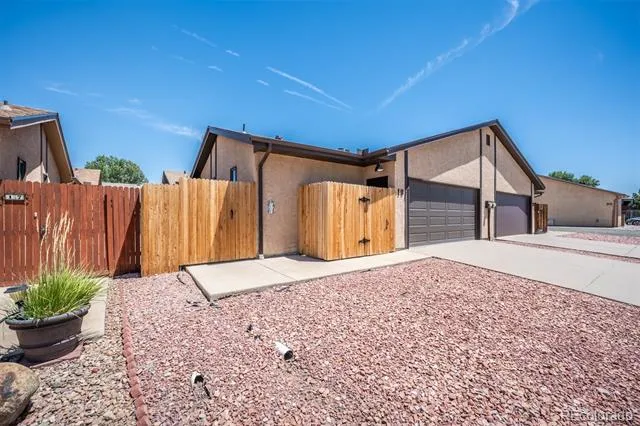 19 Pineridge Court Pueblo, CO 81001