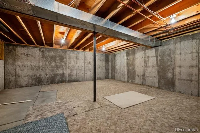 19 Pineridge Court Pueblo, CO 81001