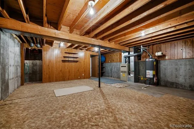 19 Pineridge Court Pueblo, CO 81001