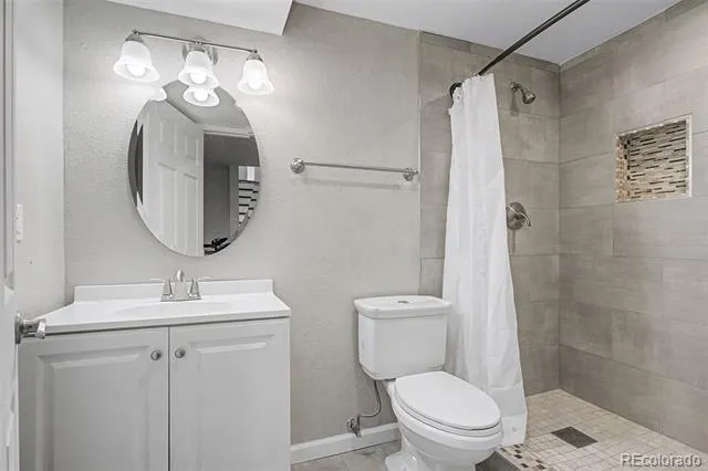 13743 E Marina Drive #A Aurora, CO 80014